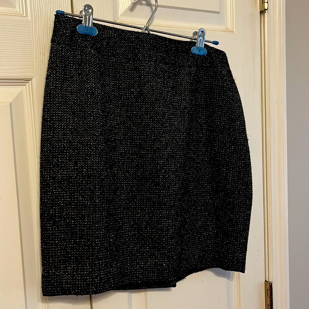 Halogen Black Tweed Mini Skirt - lined sz 8